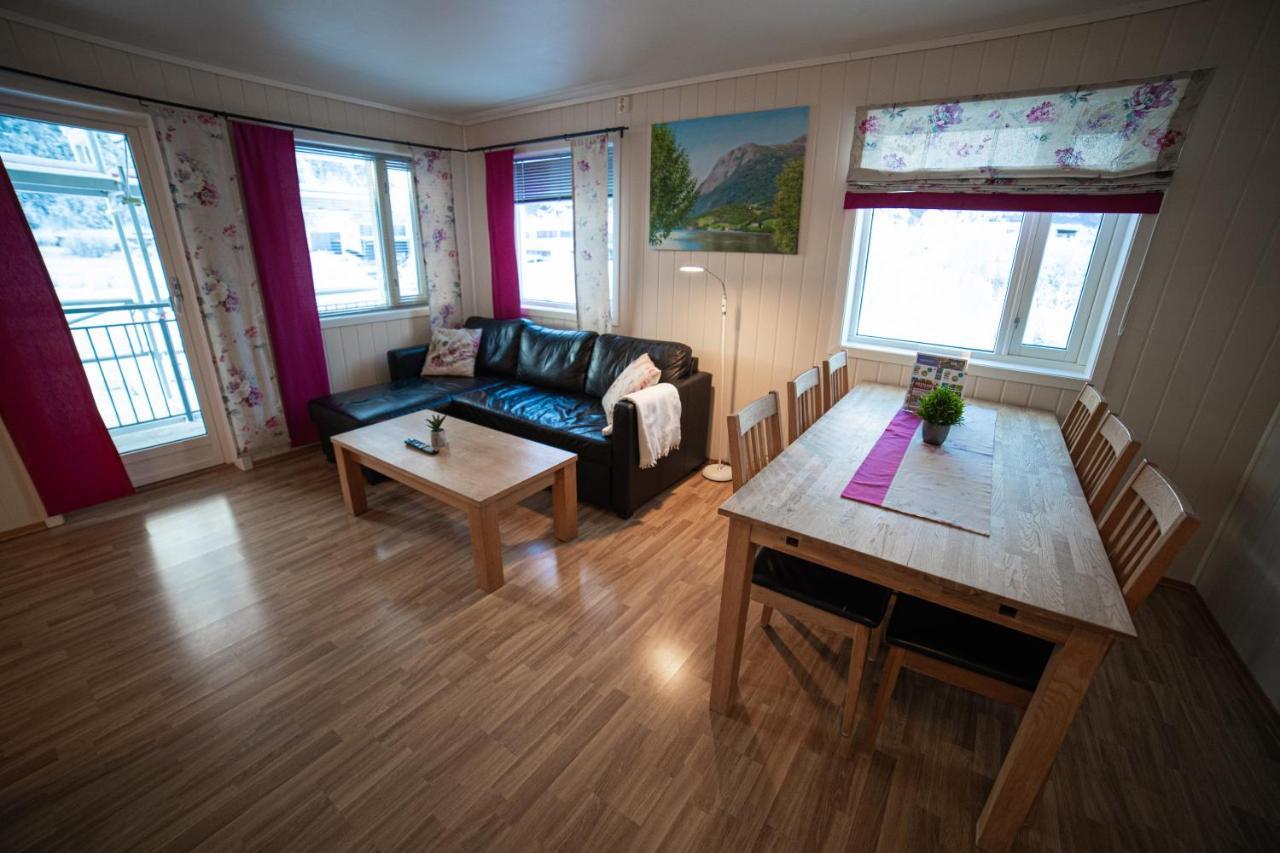 Forde Gjestehus Og Camping Extérieur photo