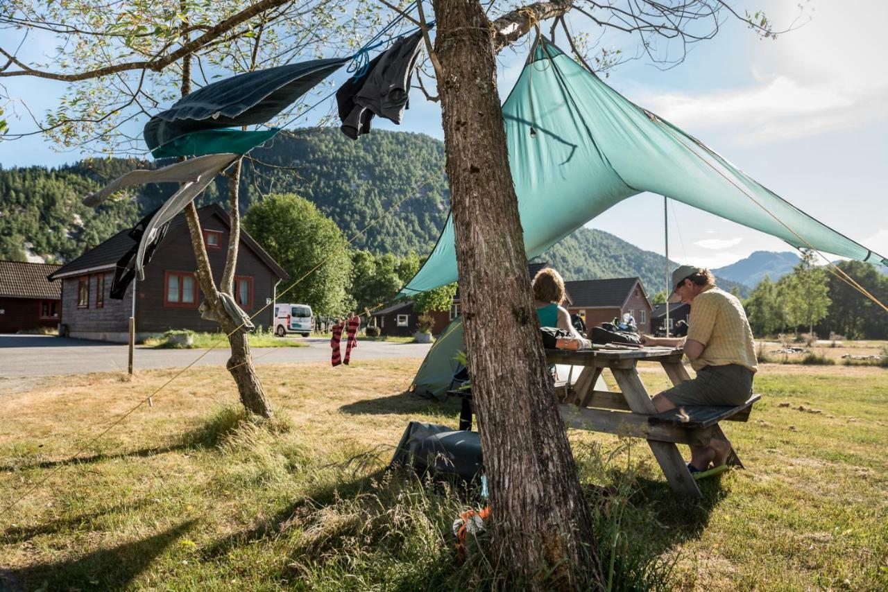Forde Gjestehus Og Camping Extérieur photo